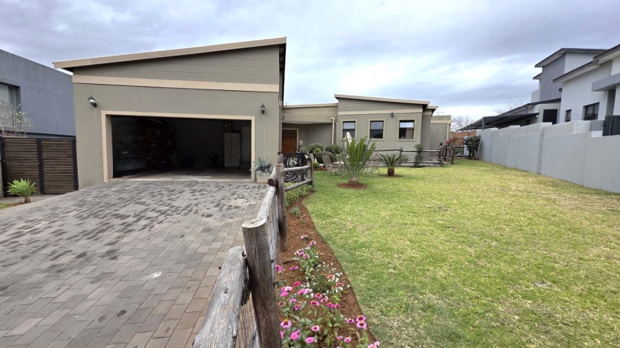 3 Bedroom Property for Sale in Seasons Lifestyle Estate North West